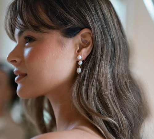 Why you're single. Pearl earrings.
